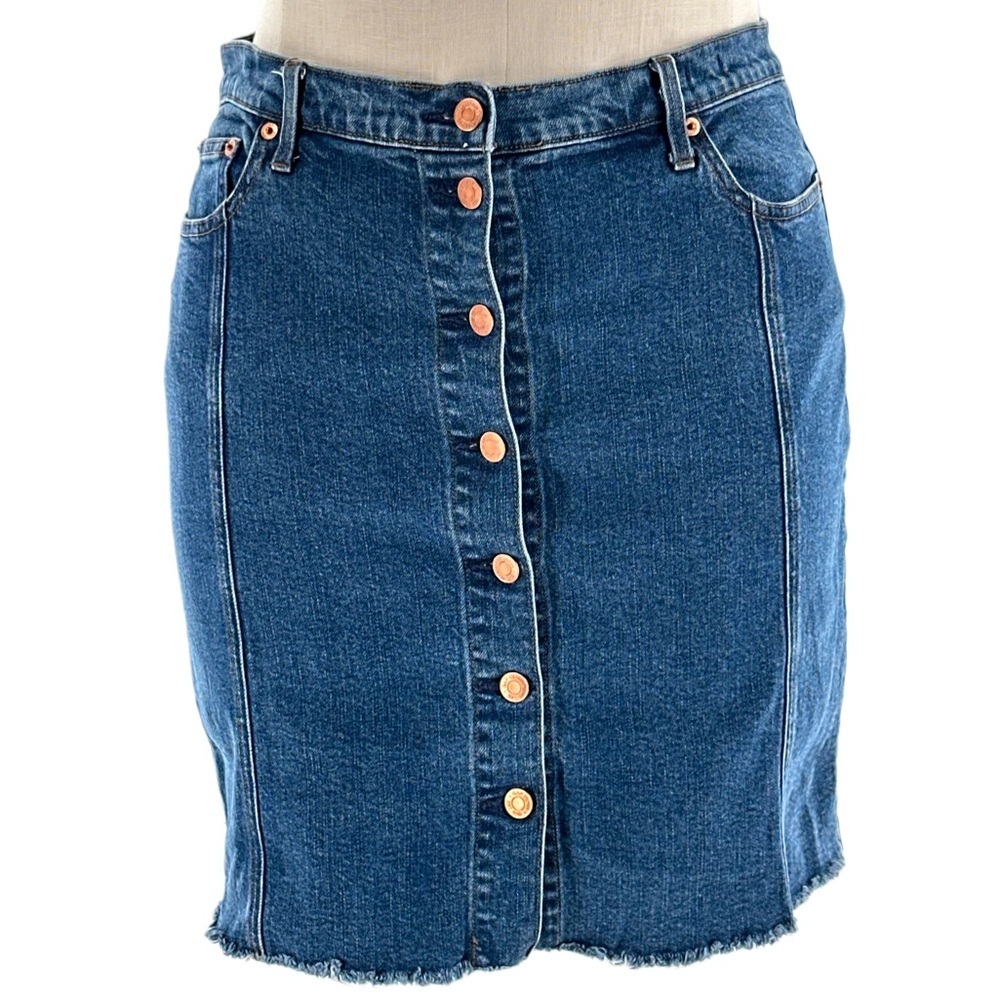 GAP Denim Button Front pencil Skirt Size 32 Raw Hem Medium Wash Y2K Vintage - Picture 10 of 10